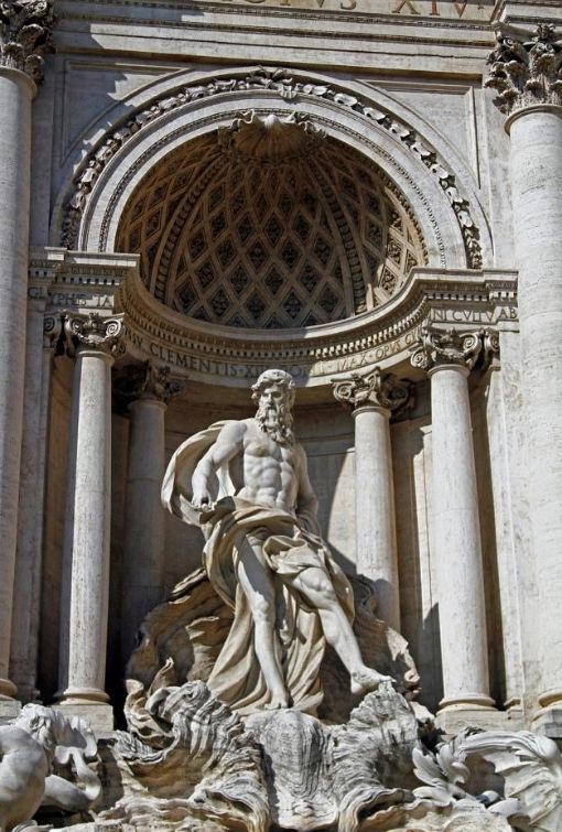 Escultura de la Fontana de Trevi | romalife